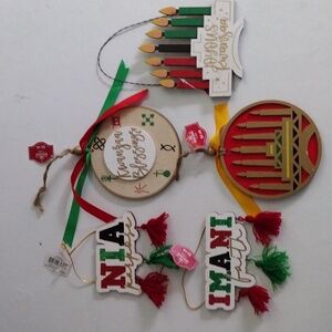 Holiday Time "2022" Kwanzaa 5 piece Ornament Set.